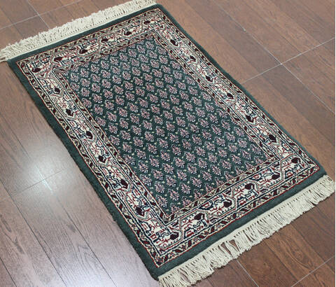 Vintage Multicolor Hand Knotted 20 X 30  Area Rug 902-145410 Image 2