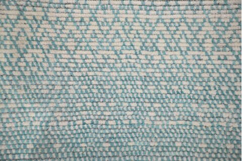 Modern-Contemporary Blue Hand Knotted 79 X 99  Area Rug 904-145452 Image 4