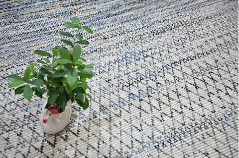 Modern-Contemporary Green Hand Knotted 810 X 124  Area Rug 904-145462 Image 9