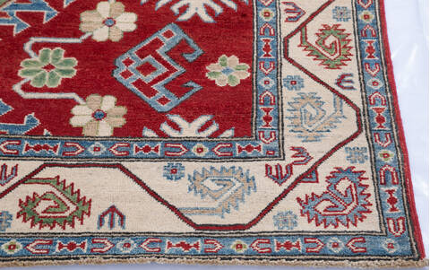 Kazak Red Hand Knotted 50 X 610  Area Rug 700-145598 Image 4