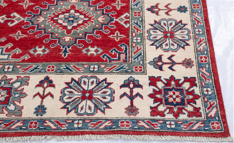 Kazak Red Hand Knotted 66 X 911  Area Rug 700-145610 Image 4