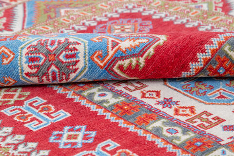 Kazak Red Hand Knotted 50 X 65  Area Rug 700-145618 Image 6