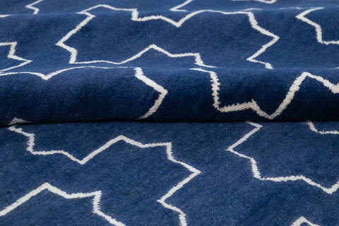 Pak-Persian Blue Hand Knotted 57 X 79  Area Rug 700-145984 Image 5