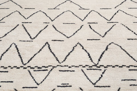 Moroccan White Hand Knotted 59 X 88  Area Rug 700-145988 Image 3