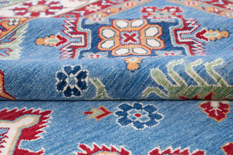 Kazak Blue Hand Knotted 90 X 120  Area Rug 700-146038 Image 5