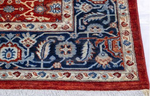 Chobi Red Hand Knotted 80 X 99  Area Rug 700-146130 Image 4