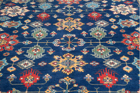 Kazak Blue Hand Knotted 91 X 118  Area Rug 700-147416 Image 5