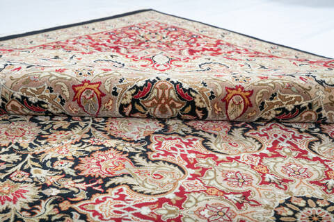 Pak-Persian Black Hand Knotted 91 X 122  Area Rug 700-147457 Image 5
