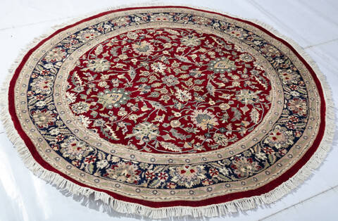 Pak-Persian Red Round Hand Knotted 50 X 50  Area Rug 700-147467 Image 2