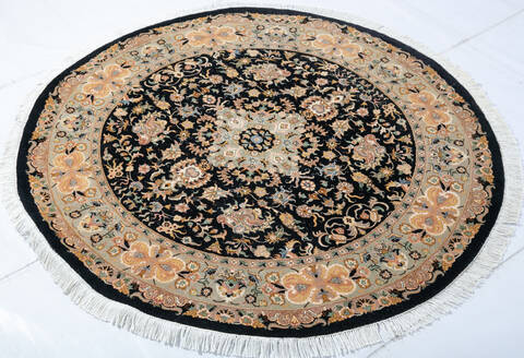 Pak-Persian Black Round Hand Knotted 50 X 50  Area Rug 700-147470 Image 2