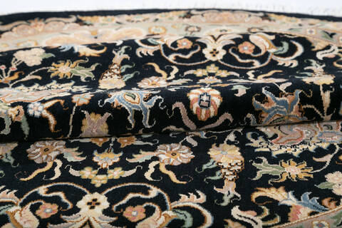 Pak-Persian Black Round Hand Knotted 50 X 50  Area Rug 700-147470 Image 5