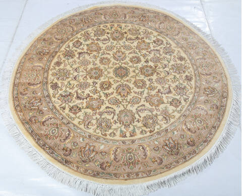 Pak-Persian Beige Round Hand Knotted 51 X 51  Area Rug 700-147471 Image 1