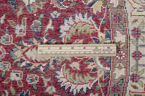 Pak-Persian Red Round Hand Knotted 40 X 40  Area Rug 700-147476 Image 6