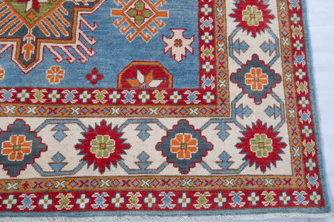 Kazak Blue Hand Knotted 55 X 82  Area Rug 700-147756 Image 4