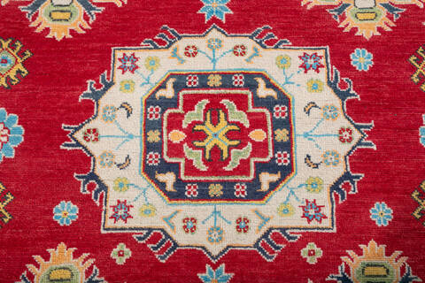 Kazak Red Hand Knotted 59 X 83  Area Rug 700-147766 Image 3