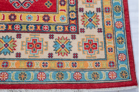 Kazak Red Hand Knotted 59 X 83  Area Rug 700-147766 Image 4
