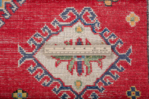 Kazak Red Hand Knotted 59 X 83  Area Rug 700-147766 Image 7
