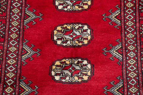 Bokhara Red Runner Hand Knotted 27 X 107  Area Rug 700-147919 Image 6