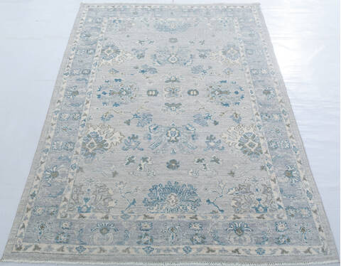 Chobi Light Gray Hand Knotted 41 X 61  Area Rug 700-147928 Image 1