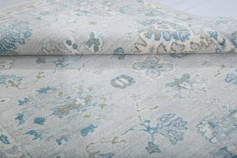 Chobi Light Gray Hand Knotted 41 X 61  Area Rug 700-147928 Image 6