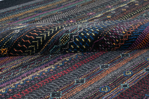 Chobi Black Hand Knotted 81 X 100  Area Rug 700-147954 Image 6
