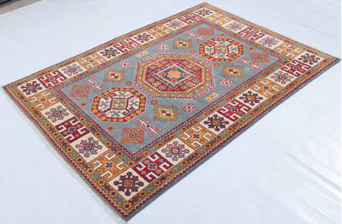 Kazak Grey Hand Knotted 40 X 58  Area Rug 700-148175 Image 2