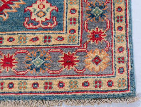 Kazak Blue Hand Knotted 27 X 41  Area Rug 700-148177 Image 4
