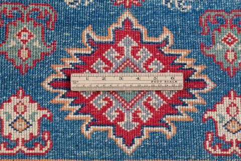 Kazak Blue Hand Knotted 27 X 41  Area Rug 700-148177 Image 6