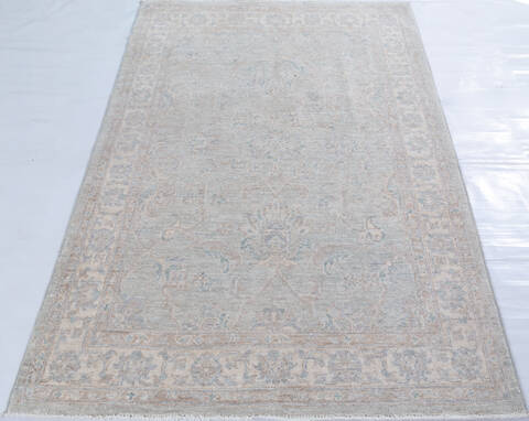 Chobi Light Gray Hand Knotted 40 X 66  Area Rug 700-148222 Image 1