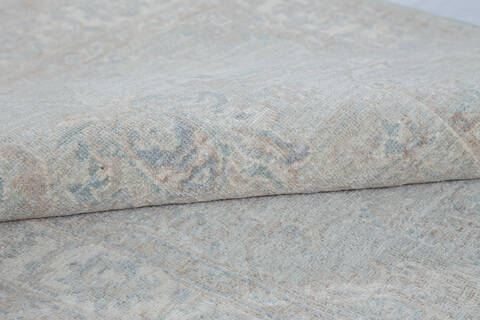 Chobi Light Gray Hand Knotted 40 X 66  Area Rug 700-148222 Image 7