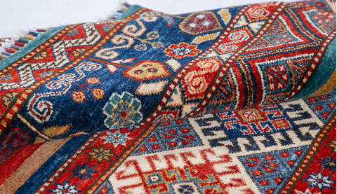 Chobi Red Hand Knotted 34 X 48  Area Rug 700-148231 Image 5