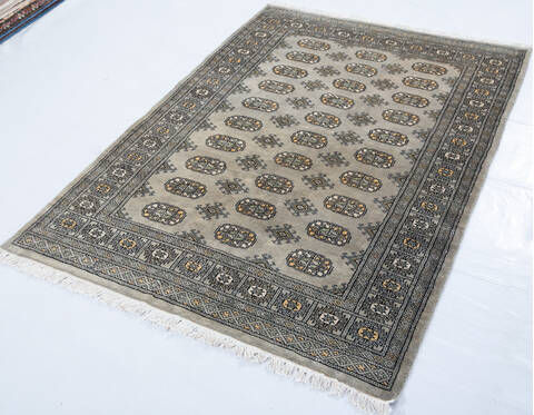 Bokhara Light Gray Hand Knotted 42 X 58  Area Rug 700-148242 Image 2