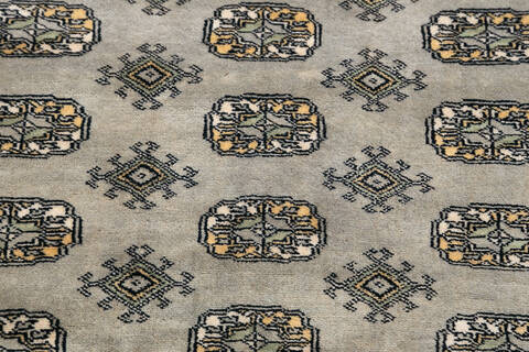 Bokhara Light Gray Hand Knotted 42 X 58  Area Rug 700-148242 Image 3