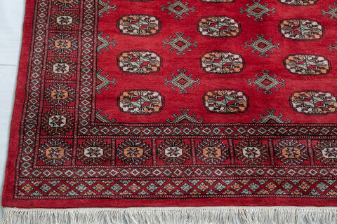Bokhara Red Hand Knotted 42 X 510  Area Rug 700-148260 Image 3