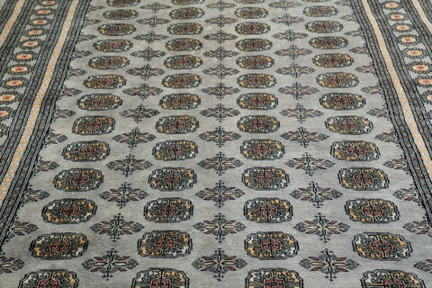 Bokhara Light Gray Hand Knotted 68 X 100  Area Rug 700-148264 Image 3