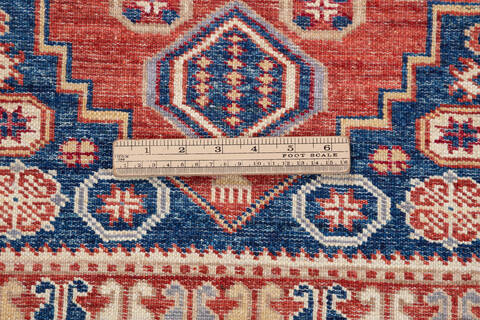 Kazak Red Hand Knotted 30 X 50  Area Rug 700-148317 Image 7