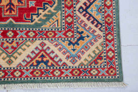 Kazak Green Hand Knotted 33 X 410  Area Rug 700-148341 Image 4