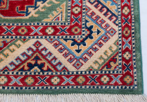 Kazak Green Hand Knotted 34 X 410  Area Rug 700-148343 Image 5