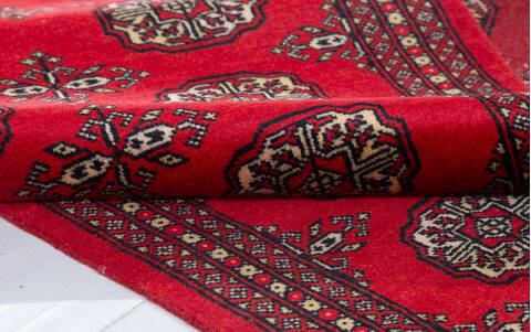 Bokhara Red Runner Hand Knotted 27 X 102  Area Rug 700-155599 Image 5