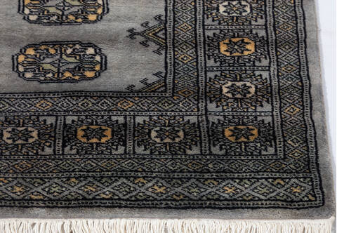 Bokhara Grey Runner Hand Knotted 27 X 95  Area Rug 700-155607 Image 3