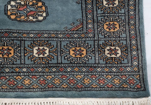 Bokhara Grey Runner Hand Knotted 27 X 104  Area Rug 700-155806 Image 4