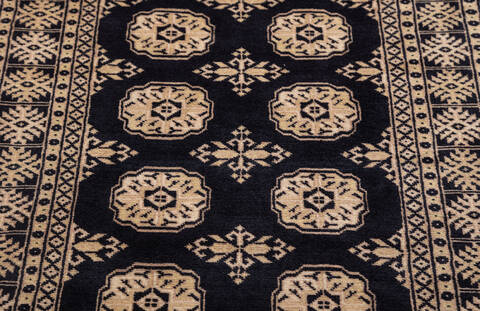 Bokhara Black Hand Knotted 31 X 51  Area Rug 700-156038 Image 4