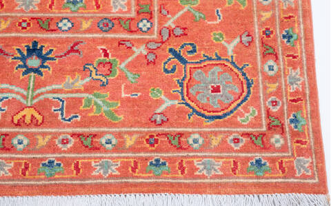 Kazak Orange Hand Knotted 83 X 100  Area Rug 700-157741 Image 4