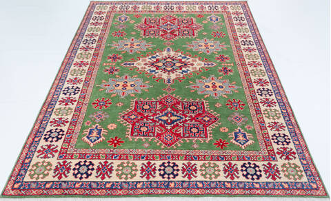 Kazak Green Hand Knotted 67 X 96  Area Rug 700-157745 Image 1