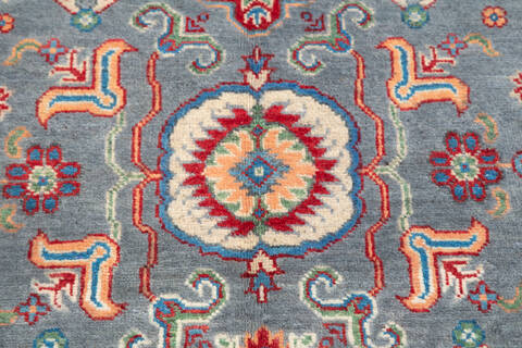 Kazak Grey Hand Knotted 40 X 60  Area Rug 700-157747 Image 6