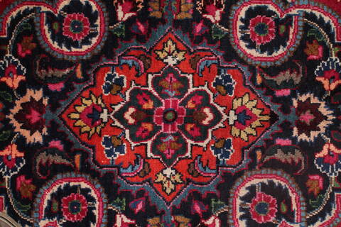 Mashad Red Hand Knotted 69 X 101  Area Rug 400-16434 Image 16