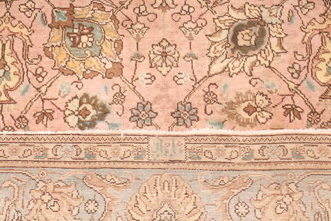 Tabriz Purple Hand Knotted 79 X 112  Area Rug 400-16542 Image 21