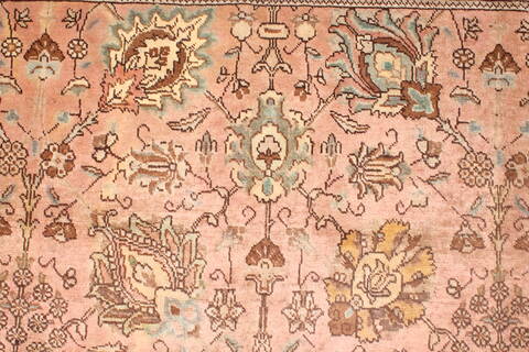 Tabriz Purple Hand Knotted 79 X 112  Area Rug 400-16542 Image 10