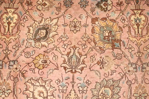 Tabriz Purple Hand Knotted 79 X 112  Area Rug 400-16542 Image 12
