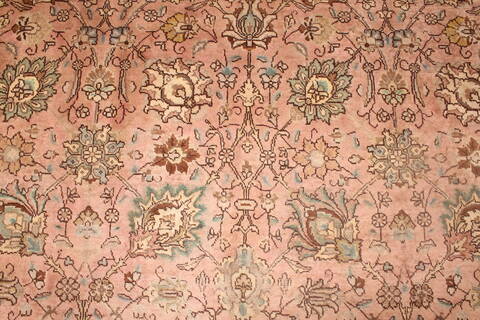 Tabriz Purple Hand Knotted 79 X 112  Area Rug 400-16542 Image 13